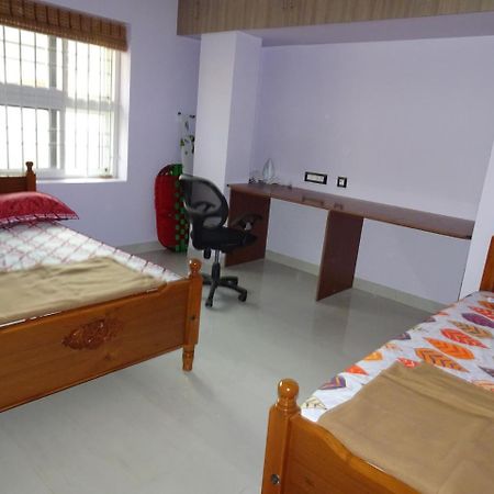 Апартаменты Haritham Tiruchirappalli Экстерьер фото